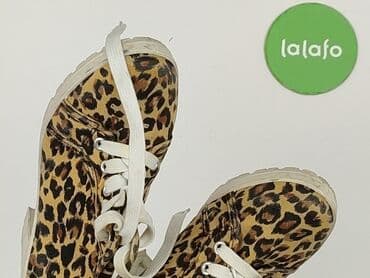 czarna sukienka i białe trampki: Sneakersy damskie, rozmiar 38 — 7