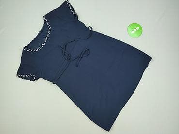 Сукні: Сукня жіноча, розмір M — 2