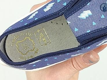 kapcie leniwce: Trampki 26, Używany — 5