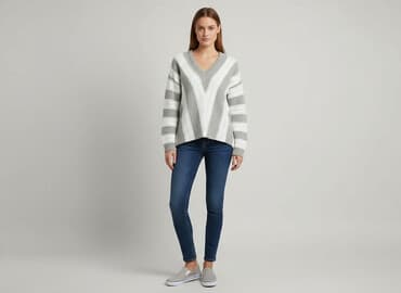 stradivarius swetry: Sweter damski, rozmiar S — 8