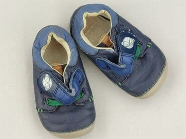Kozaki: Kozaki Clarks, 20, Używany