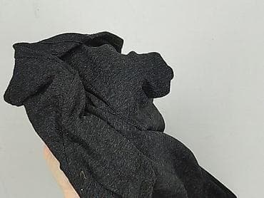 Ubrania damskie: Bluzka damska, rozmiar S — 5