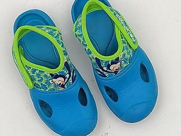 top versace: Sandałki Decathlon, 30, Używany — 1