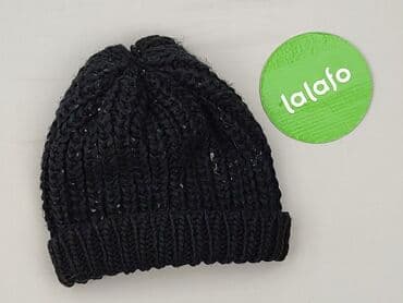 Hats and caps: Cap, Female, condition - Very good — 2