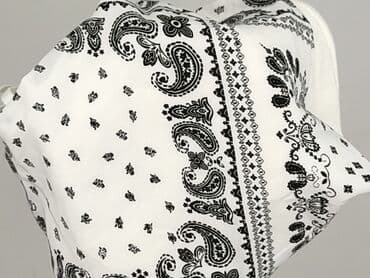 sandały i skarpety janusz: Top damski, rozmiar S — 6