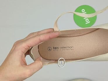 beżowe buty na koturnie ccc: Bonprix, Półbuty damskie, 41 — 5