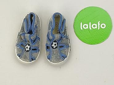 pull and bear white top: Buciki niemowlęce, Cool Club, 20, stan - Idealny — 3