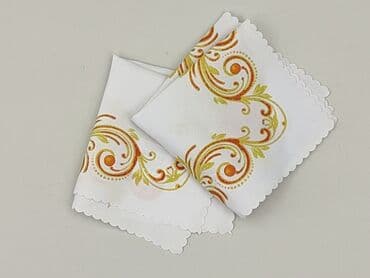 Napkins: PL - Napkin 32 x 32, color - White, condition - Very good