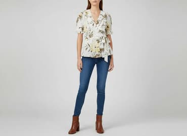 bluzki z odcieciem pod biustem: Bluzka damska, rozmiar S — 7