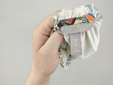 74 cm: H&M, Жіноча блуза, розмір S — 4