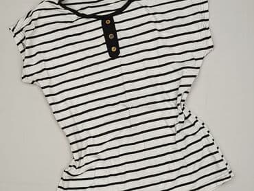 Ubrania damskie: T-shirt damski, rozmiar M — 1