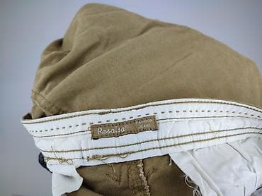pull i bear: Chinosy dla mężczyzn, rozmiar L — 5