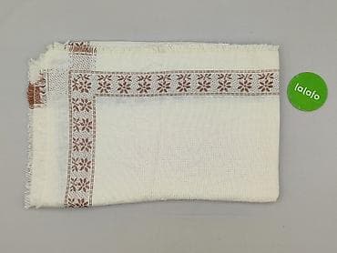 Artykuły papiernicze: Obrus 122 x 154, kolor - Beżowy, stan - Bardzo dobry — 2
