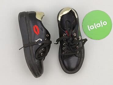 czarna spódniczka z falbankami: Buty sportowe 31, Używany — 3