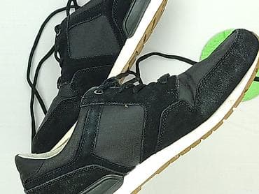 jordan sizer: Levi's, Sneakersy dla mężczyzn, rozmiar 40 — 8