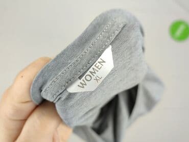 bluzki z długim rękawem i dekoltem: Women`s T-shirt, size XL — 6