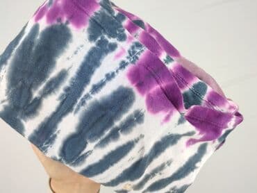 Ubrania damskie: PULL&BEAR, T-shirt damski, rozmiar XS — 6