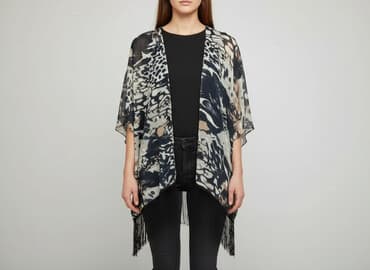 ubrania w stylu japońskim: Narzutka damska, rozmiar One size — 1