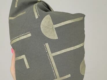 kapcie na drutach z prostokąta: Bluza damska
, rozmiar M — 7