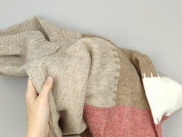 Жіночий одяг: Светр жіночий, розмір One size — 5