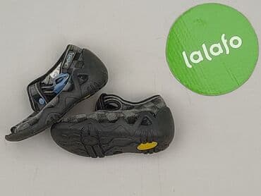 w.klapkach tekst: Kapcie Befando, 18, Używany — 4