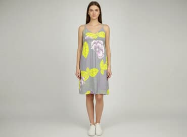 letnia sukienka zapinana z przodu krzyżówka: Sukienka damska, rozmiar S — 1