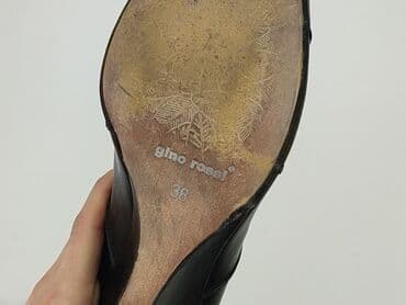 kozaki na grubej podeszwie ccc: Gino Rossi, Półbuty damskie, 38 — 5