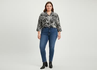 koszula wierzchnia damska: Women`s shirt, size 4XL — 1