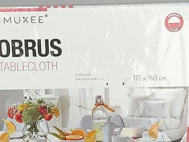 obrusy poliestrowe: Obrus 160 x 110, kolor - Czerwony, stan - Idealny — 4