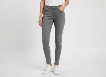 c a spodnie damskie z wysokim stanem: Jeansy damskie, rozmiar XS — 1