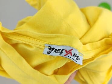 stroje kąpielowe c a: T-shirt damski, S — 4