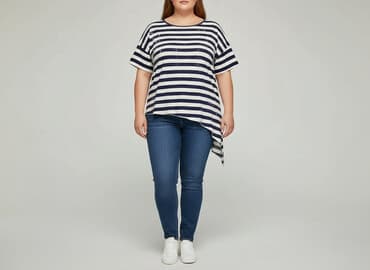 new yorker oversize t shirt: Women`s T-shirt, size 4XL — 1