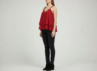 czerwona bluzka z dekoltem v: Bluzka damska, rozmiar S — 1