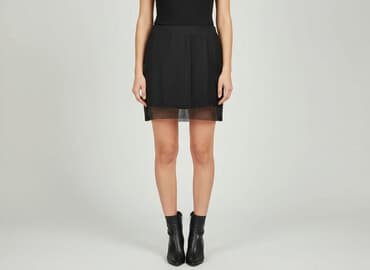 pod spódniczką: Chillin, Spódnica damska, rozmiar S — 1