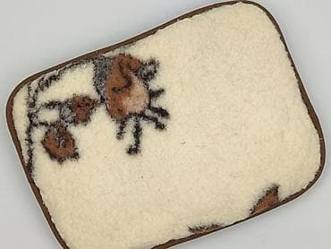 pościele: Poduszka 29 x 40, kolor - Beżowy, stan - Bardzo dobry — 1