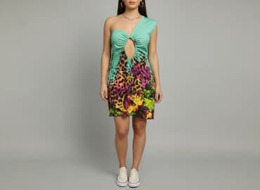 sukienka z dekoltem do pępka: Sukienka damska, rozmiar S — 1