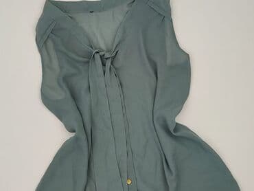 bluzki z odcieciem pod biustem: Bluzka damska, rozmiar S — 1