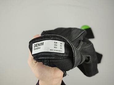 pull and bear joggery damskie: Bershka, Jeansy damskie, rozmiar S — 4