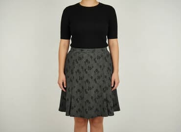 spódnice rozkloszowane pikowana: Women`s skirt, size XL — 1