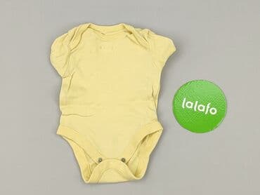 ubrania dla dzieci c a: Body, 1-3 months, 
condition - Very good — 2