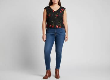 bluzki z odcieciem pod biustem: Bluzka damska, rozmiar 2XL — 5