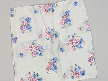 tkanina welur: Chusteczka materiałowa w kwiaty – unisex - Wzór: drobne róże w — 1