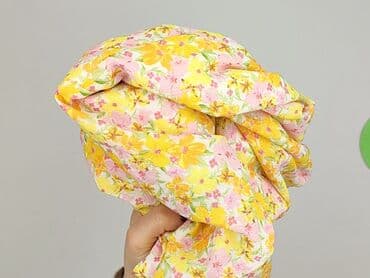 bluzka z baskinką biała: Women's blouse, size S — 5