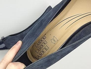 adidas 335: Półbuty dla mężczyzn, rozmiar 39 — 7