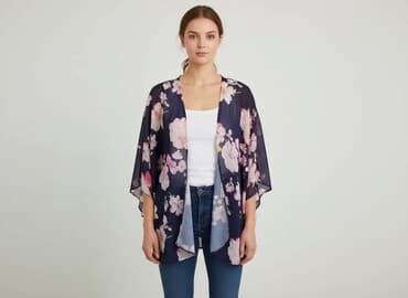 szyfonowa narzutka na sukienkę: Women`s cape, size One size — 1