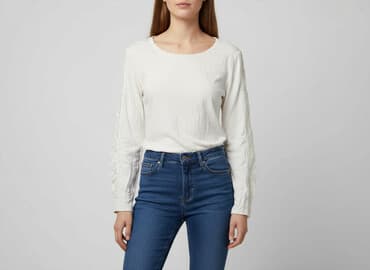 Women's blouse, size M