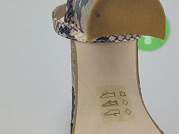 mcqueen klapki: Sandały damskie, rozmiar 36 — 5