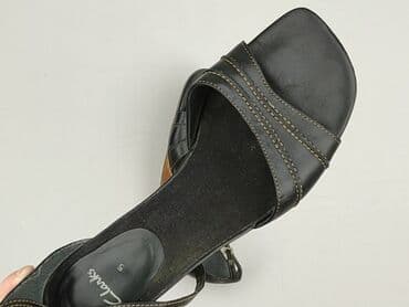 beżowe buty na koturnie ccc: Clarks, Sandały damskie, 38 — 9