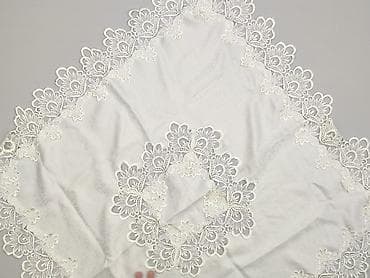 PL - Tablecloth 67 x 67, color - White, condition - Very good
