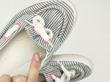 Women: Other women's footwear — 6